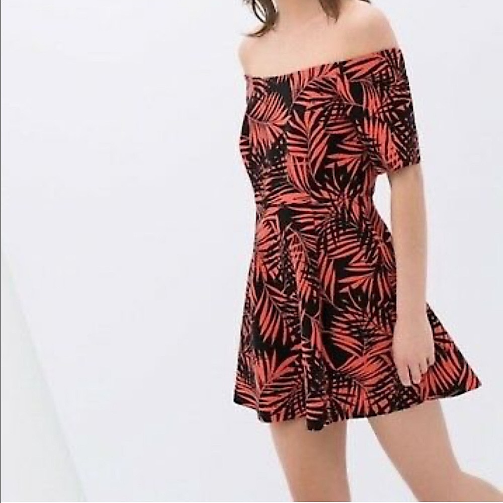 Zara Red Palm Print Off Shoulders Dress